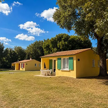 Hébergement de vacances Village Club Les Chênes Verts Saint-Savinien