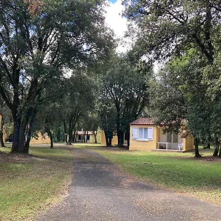 Hébergement de vacances Village Club Les Chênes Verts *